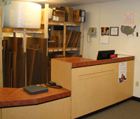 packing and shipping center